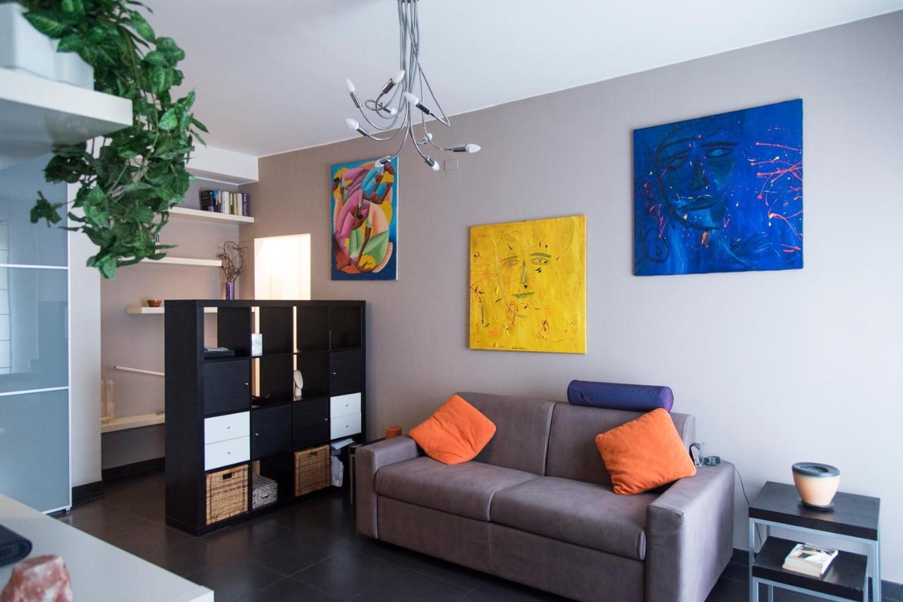 High Rise Studio Flat Near Metro Stop Milano Exteriör bild